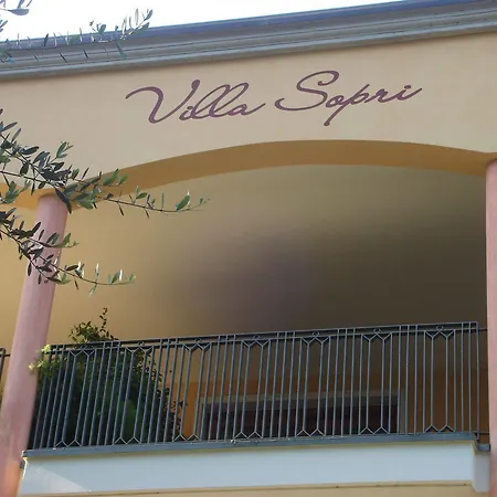 Hotel Sopri *