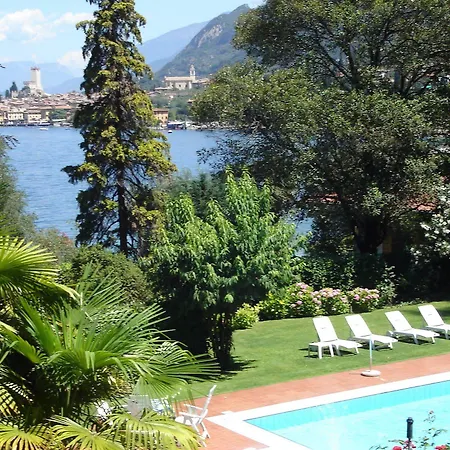 Hotel Sopri *