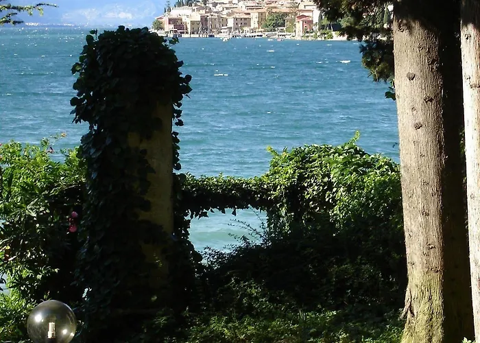 Sopri Hotell Malcesine